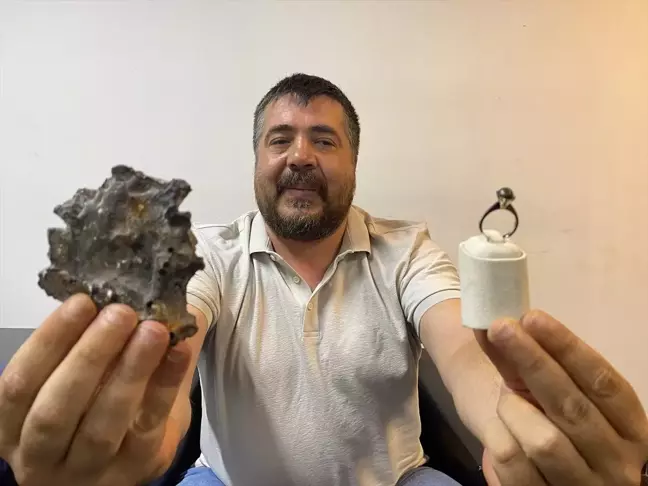 Antalya'da bulunan meteor taşından özel yüzük yapıldı