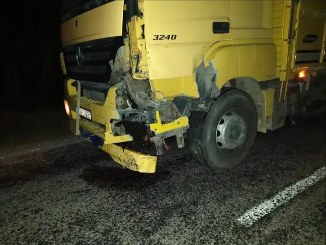 Kastamonu'da Tofaş Otomobil ile Kamyon Çarpıştı: 1 Ölü, 1 Yaralı