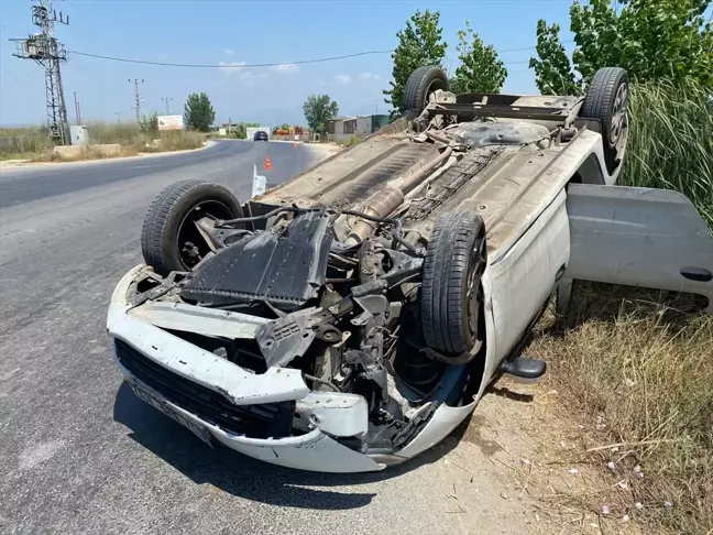 Antalya'da Otomobil Takla Attı, Sürücü Yara Almadan Kurtuldu