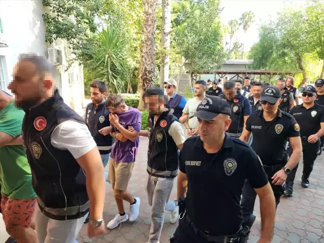 Kemer'de Uyuşturucu Operasyonu: 2 Tutuklama