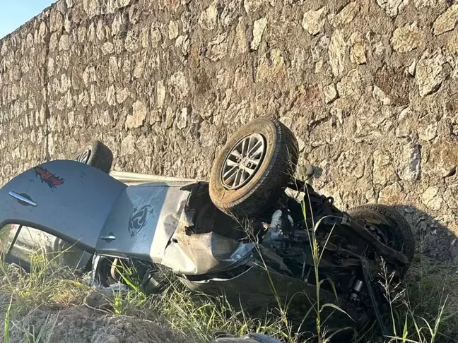 Balıkesir Gönen'de trafik kazası: 3 ağır 5 yaralı