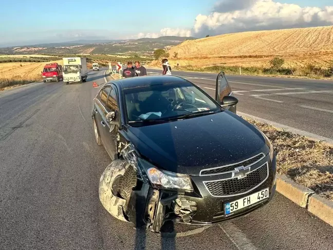 Balıkesir Gönen'de Çift Taraflı Trafik Kazası