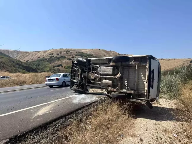 Bandırma'da tek taraflı trafik kazası: 2 yaralı