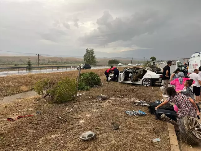 Çorum'un Sungurlu ilçesinde trafik kazası: 4 yaralı