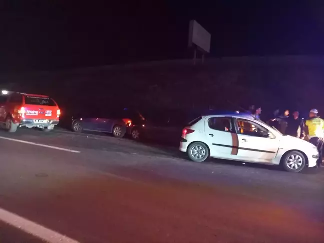 Erzurum'da 5 aracın karıştığı trafik kazasında 8 kişi yaralandı