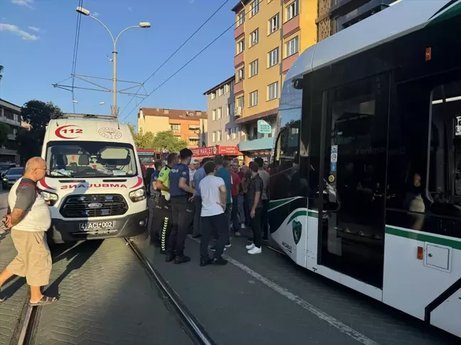 İzmit'te tramvay kazası: Yaya hayatını kaybetti