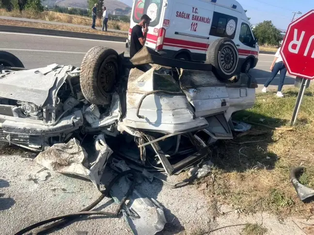 Tokat'ta Otomobil Takla Attı, Sürücü Ağır Yaralandı