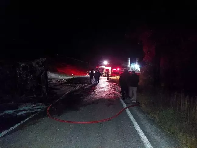 Çankırı'da akaryakıt tankerinin şarampole devrilmesi