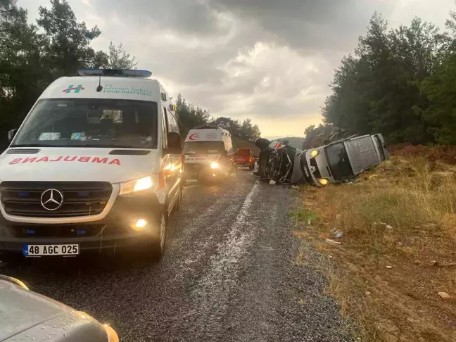 Muğla'da iki ayrı kazada 1 kişi hayatını kaybetti, 14 kişi yaralandı