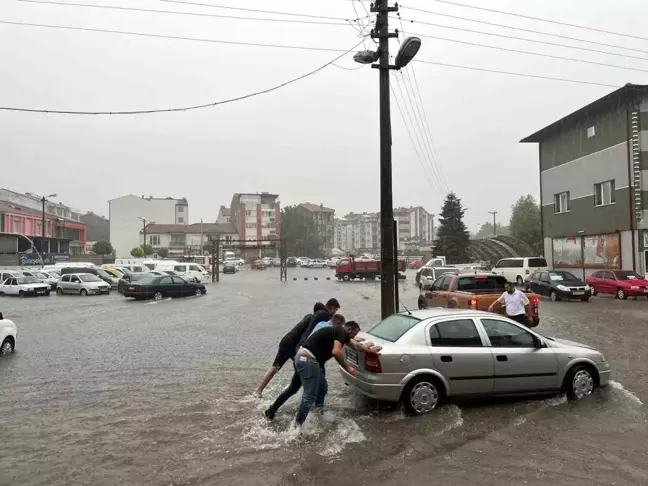 Çaycuma'da Şiddetli Yağışlar Sonucu Su Baskını