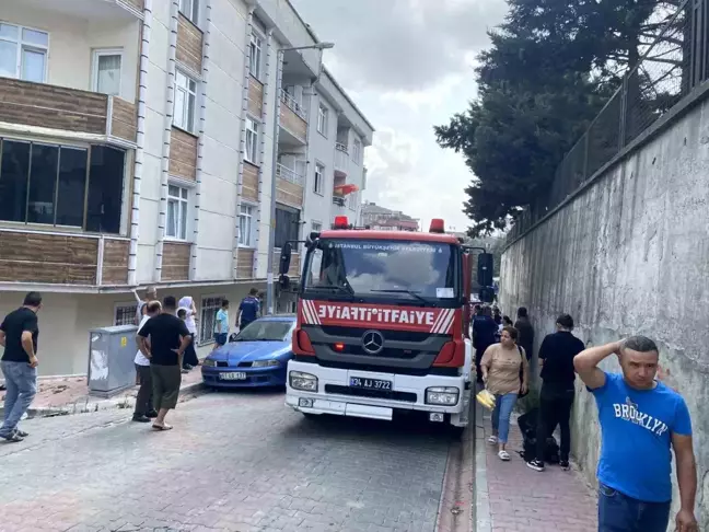 Esenyurt'ta Yangın: İçeride Mahsur Kalanlar Kurtarıldı