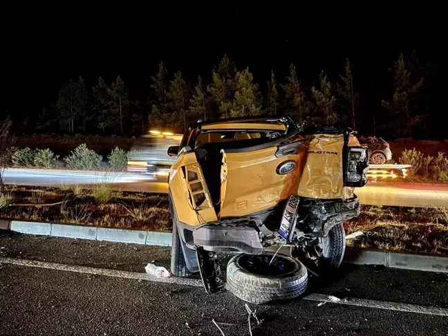 Fethiye'de Zincirleme Trafik Kazası: 1 Ölü, 11 Yaralı