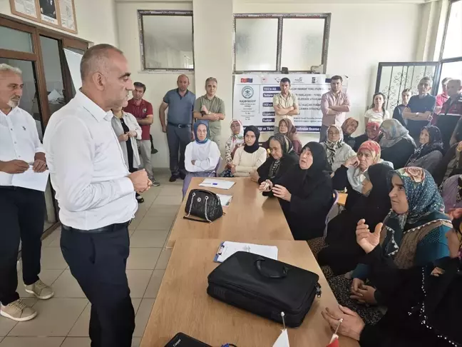 Samsun'da Ev Hanımlarına Konserve Yapımı Eğitimi Verildi