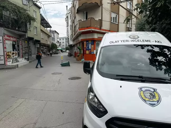 Bursa'da Bisikletli Şahıs Tabancayla Vurduktan Sonra Kaçtı