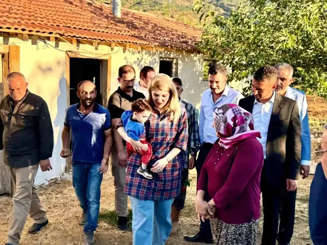 Milletvekili Ölmeztoprak, Doğanyol'da Esnaf ve Vatandaşlarla Buluştu