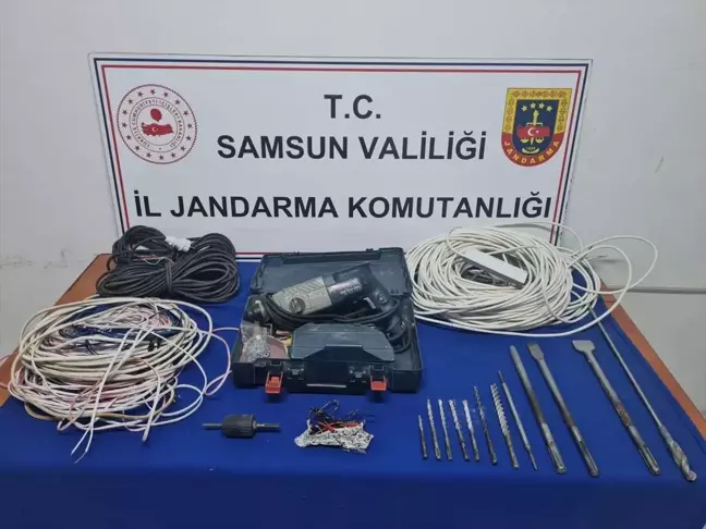 Samsun'da Kaçak Kazı Yapan İki Şüpheli Suçüstü Yakalandı