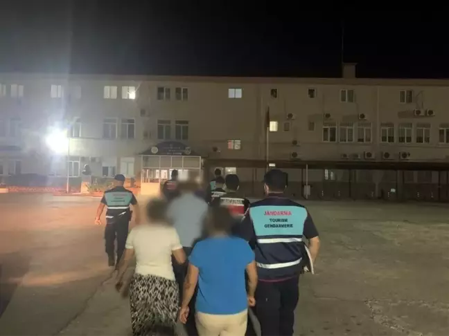 Aydın'da Jandarma Operasyonu: 5 Kişi Tutuklandı