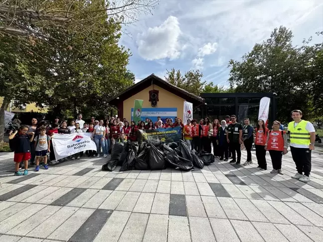 Kırklareli'nde Çevre Temizliği Etkinliği Gerçekleştirildi