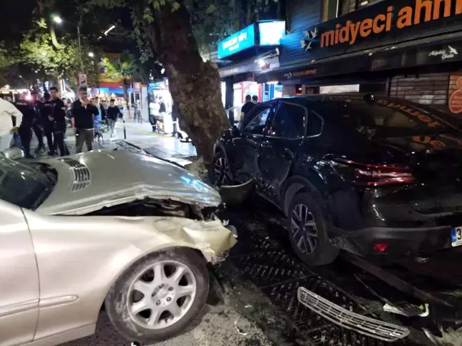 Üsküdar'da Trafik Kazası: 4 Yaralı