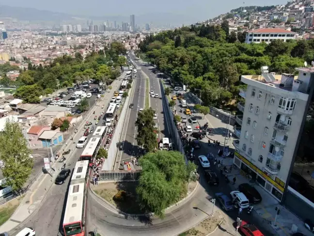 İzmir'de Korkunç Kaza: 3 Kadın Hayatını Kaybetti