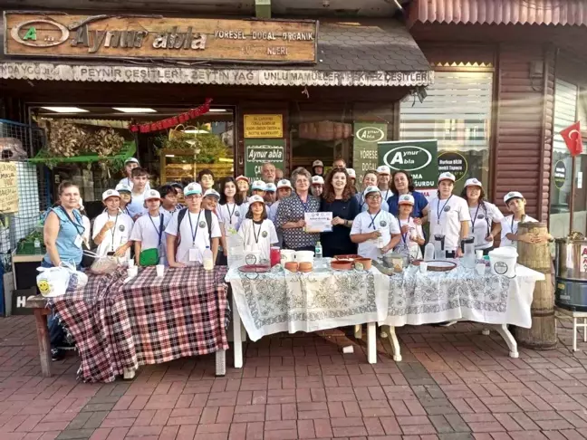 Öğrenciler Zonguldak'ta Manda Sütü Ürünlerini İnceledi