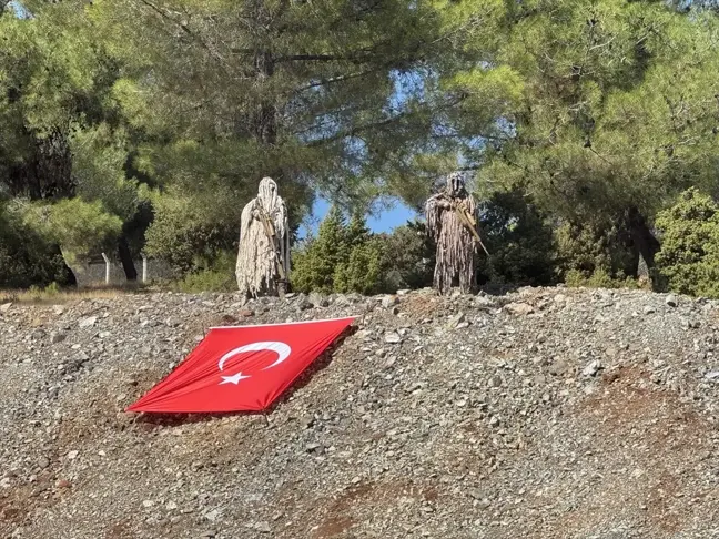 Kahramanmaraş'ta polis, teröristlerce kaçırılan otobüsü kurtarma tatbikatı yaptı