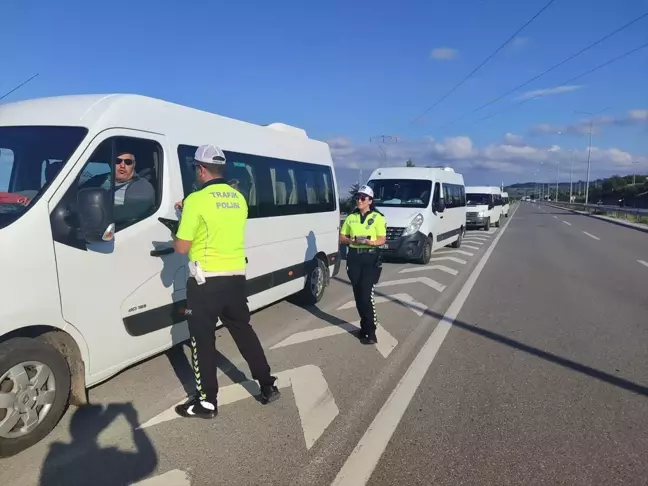 Yakakent'te Öğrenci Taşımacılığına Denetim