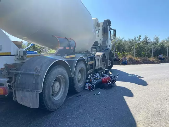 Beton Mikseri Motosiklete Çarptı, Bir Kişi Hayatını Kaybetti