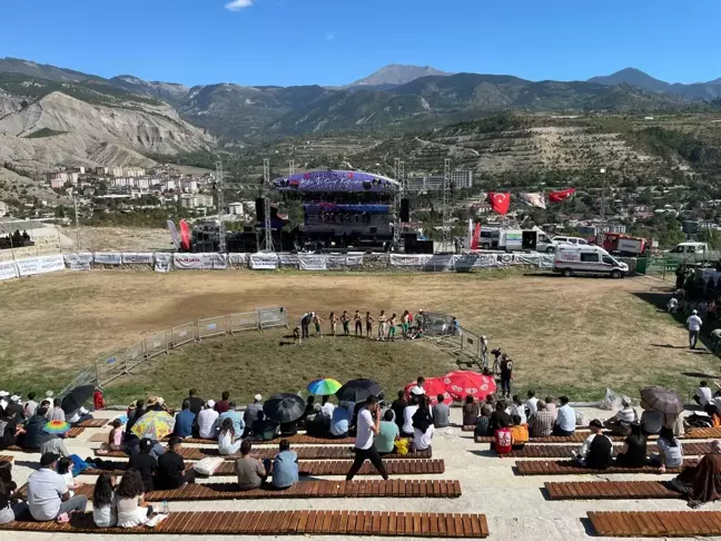 Ardanuç Kültür ve Sanat Festivali'nde Boğa Güreşleri Heyecanı