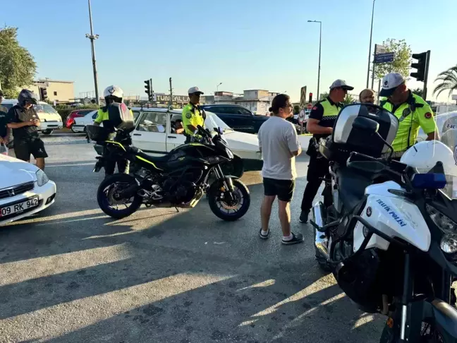 Aydın'da Polis Trafik ve Güvenlik Taraması Yaptı