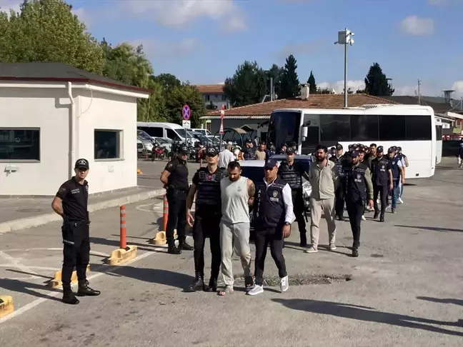 Gaziantep'te Silahlı Şüphelilere Operasyon: 12 Gözaltı