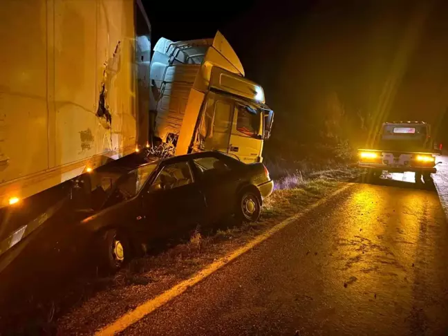 Çorum'da Trafik Kazası: 5 Yaralı