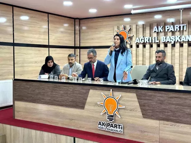 Ağrı'da AK Parti'de devir teslim töreni