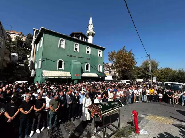 19 Yaşındaki Ayşenur Halil, Cenaze Töreniyle Uğurlandı