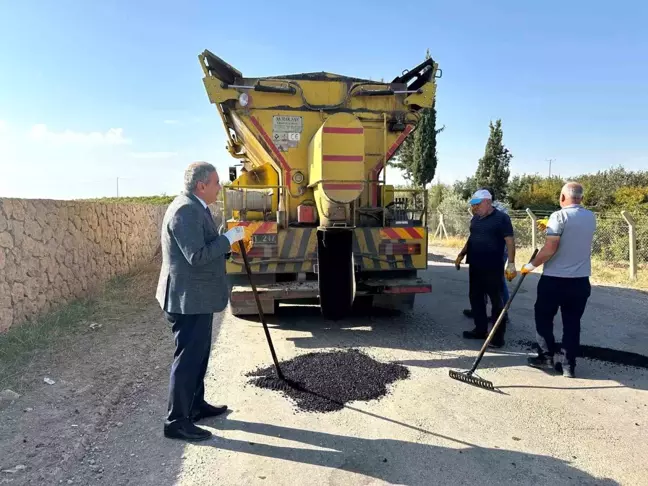 Adıyaman'da Köy Yollarında Asfaltlama Çalışmaları Devam Ediyor