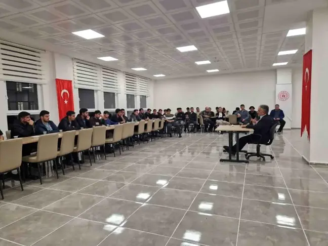 Bayburt İl Müftüsü Öğrencilerle Buluştu