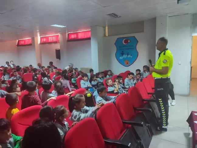 Malatya'da Öğrencilere Trafik Eğitimi Verildi