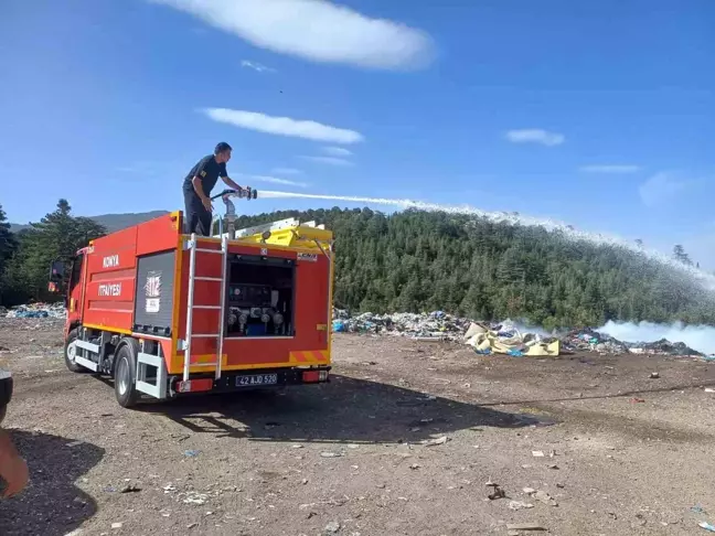 Huğlu Mahallesi'nde Çöp Toplama Merkezinde Yangın Çıktı