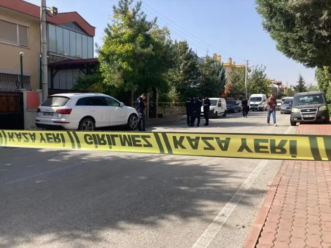 Konya'da Polis Bıçaklı Saldırıya Uğradı