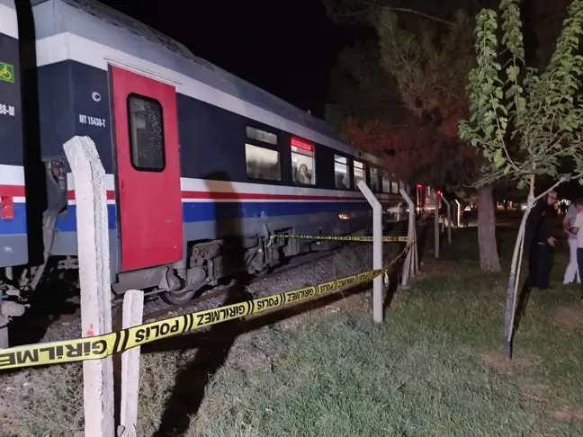 Diyarbakır'da Tren Kazası: 15 Yaşındaki Çocuk Ağır Yaralandı