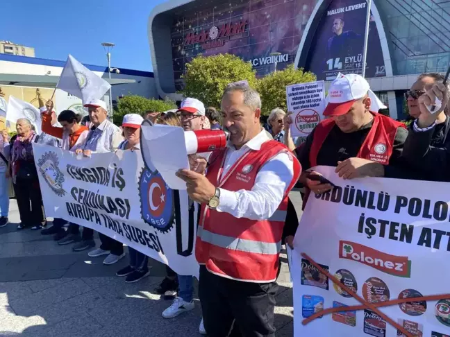 Polonez Sucuk Fabrikası'nda İşten Çıkarma Protestosu