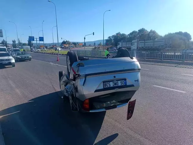 Kütahya'da Trafik Kazası: 2 Yaralı