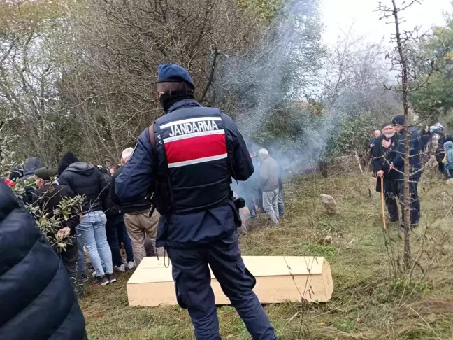 İhsangazi'de Anne Cinayeti ve İntihar: Özkan Gebeşoğlu Toprağa Verildi