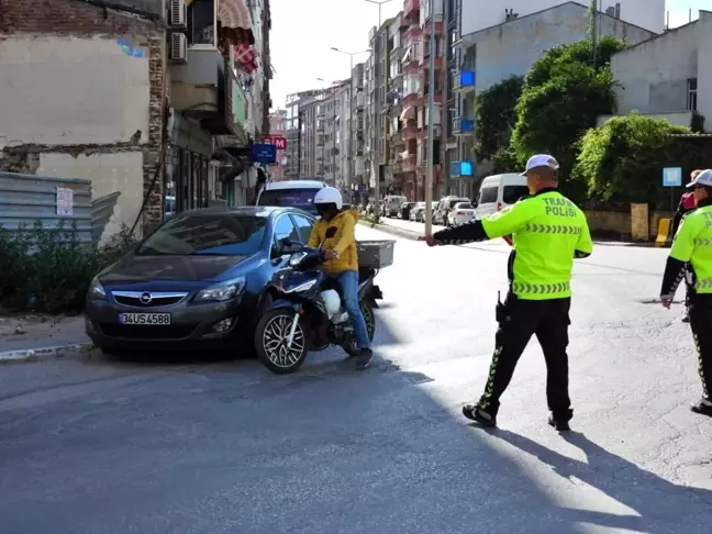 Erdek'te Motosiklet Denetimi: Kask ve Gözlük Kullanımına Dikkat!