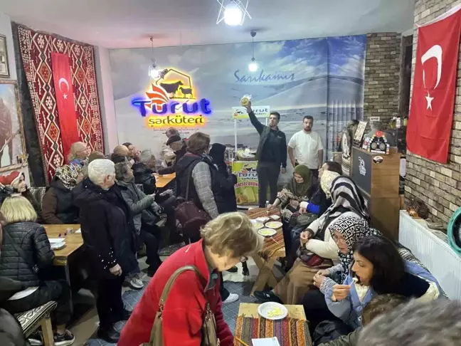 Kış sezonunun başlaması ile turistler Sarıkamış'a gelmeye başladı