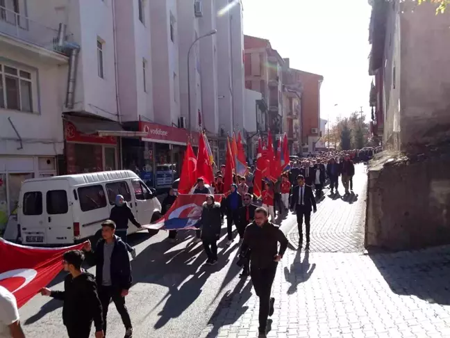 Hisarcık'ta Cumhuriyet Yürüyüşü