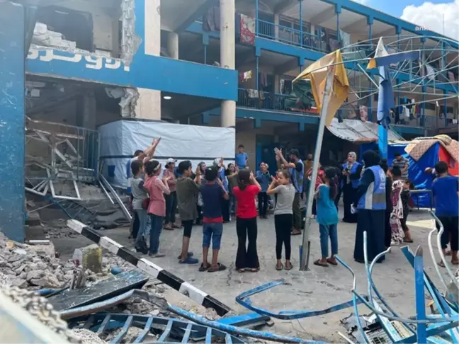 İsrail Meclisi'nden UNRWA'ya Yasa Dönemi