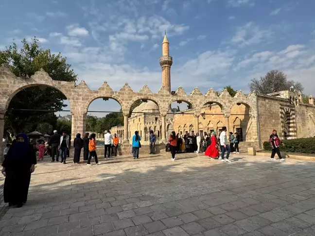 Şanlıurfa'da Balıklıgöl Yerleşkesine Yoğun İlgi