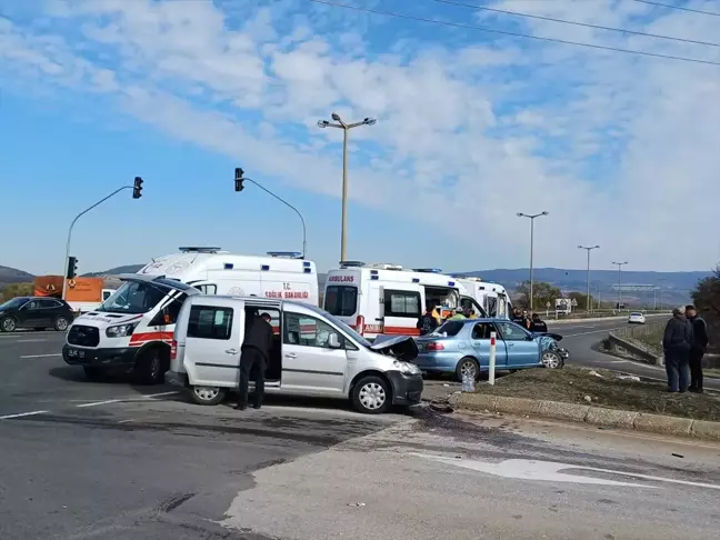 Bolu'da Trafik Kazası: 8 Yaralı