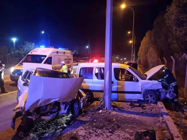 Konya'da Trafik Kazası: 2 Yaralı